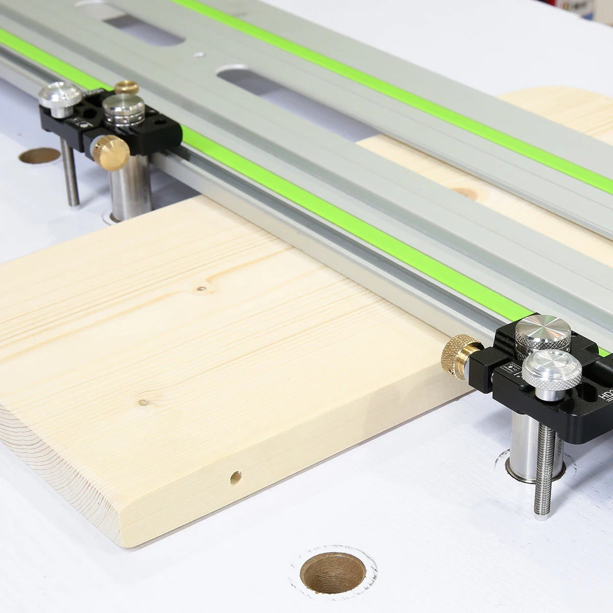 Hooked On Wood 2pcs Folding Guide Rail Clamp HD30-GD7N Woodworking Bench Dog Flip Clamps Folding Rail Clip For MFT System - Image 4